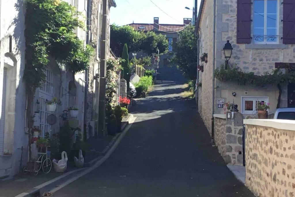 Breesfalt Gite Accomodation Villa Maisonnais-Sur-Tardoire Exterior foto