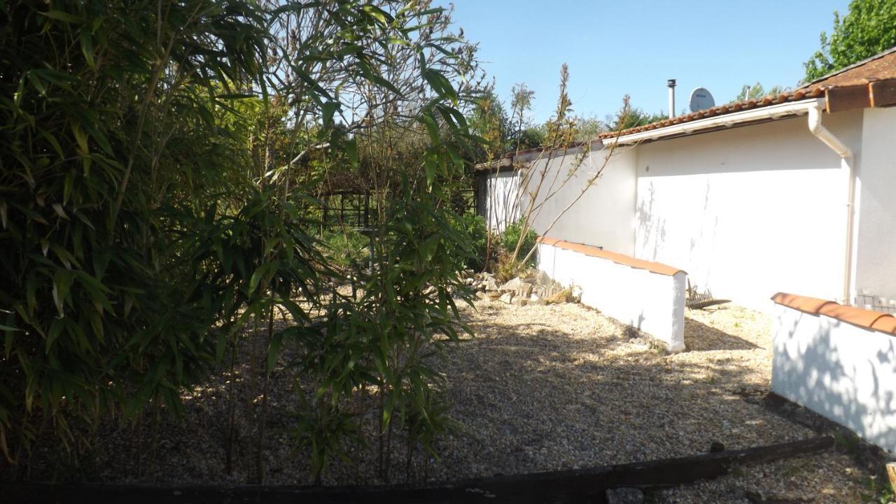 Breesfalt Gite Accomodation Villa Maisonnais-Sur-Tardoire Exterior foto